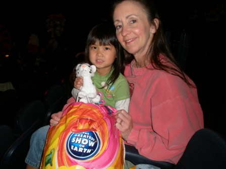 Kasen and Mommy at the circus